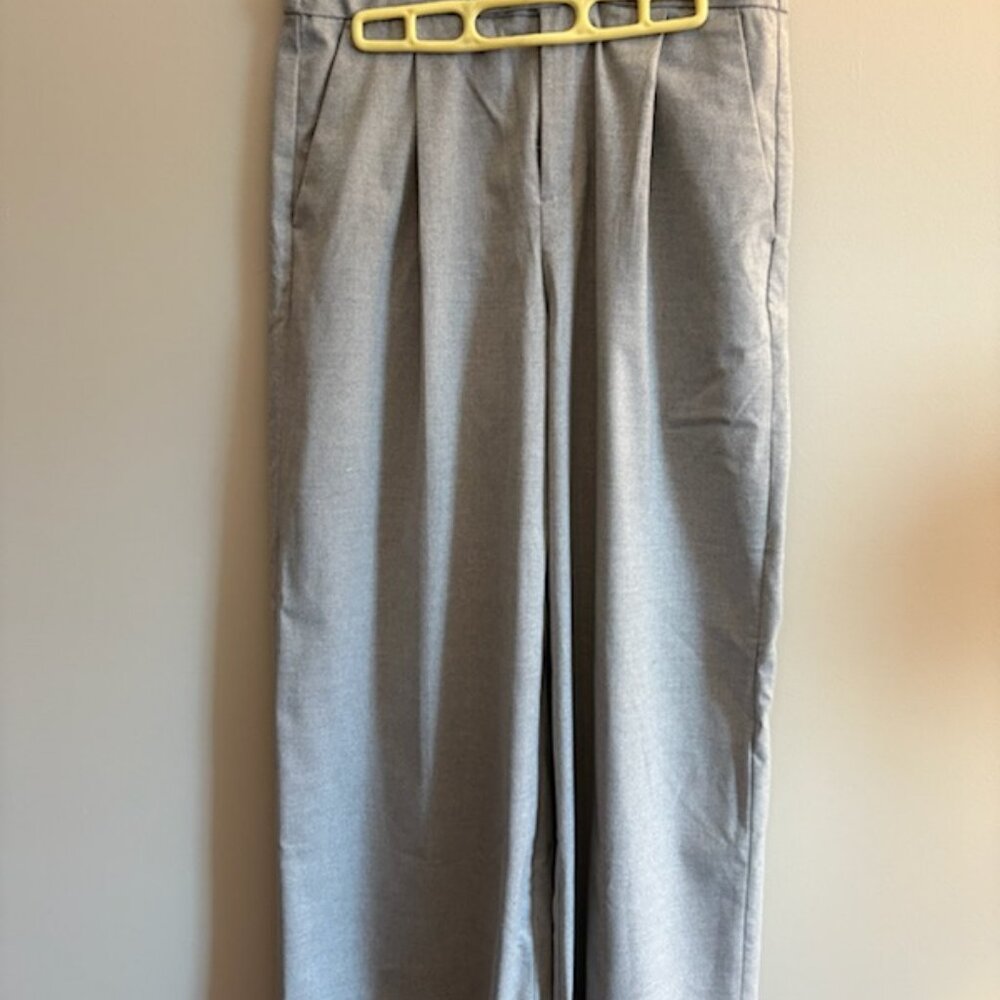 Woman's Slacks